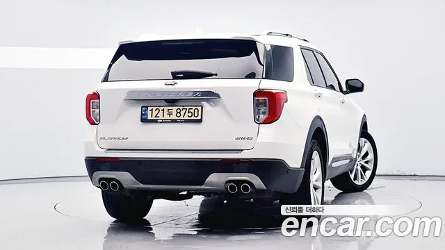 Ford Explorer 2021 thumb 2