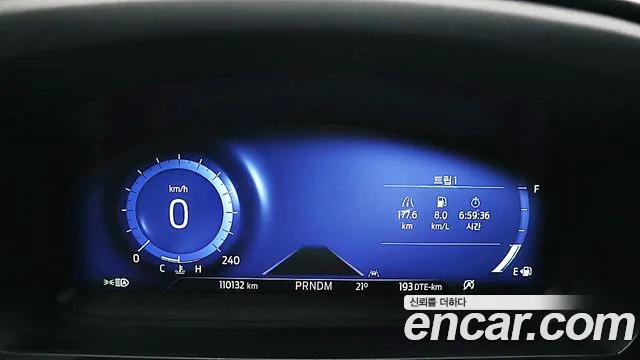 Ford Explorer 2021 thumb 8