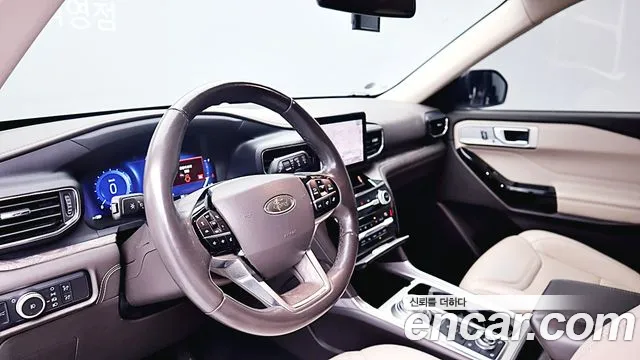 Ford Explorer 2021 thumb 10