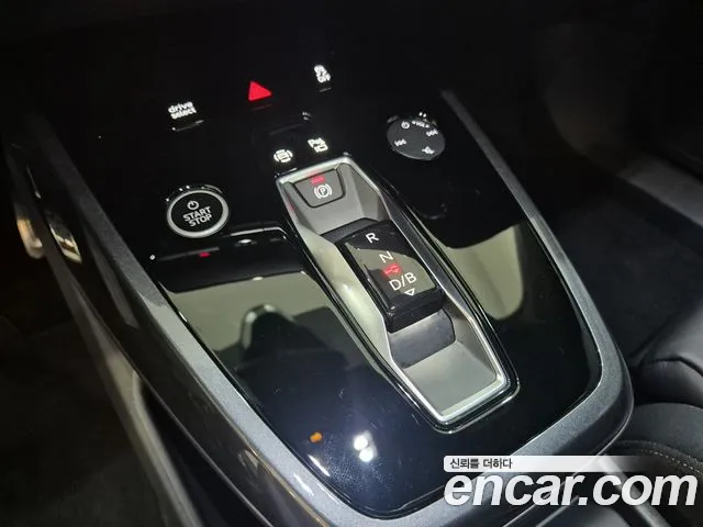 Audi Q4 e-tron 2026 thumb 9