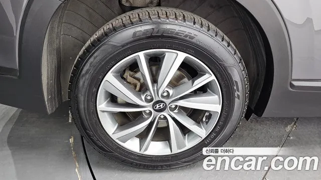 Hyundai Santa Fe 2018 thumb 5