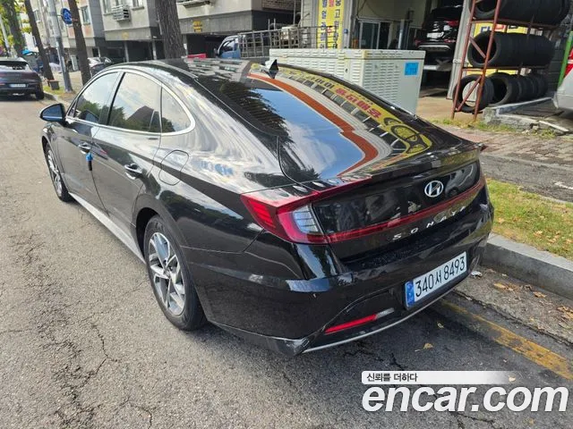 Hyundai Sonata 2022 thumb 2