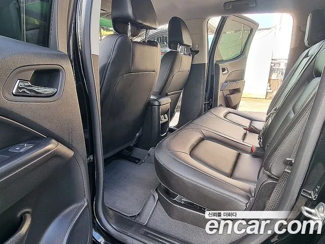 ChevroletGMDaewoo Colorado 2022 thumb 8
