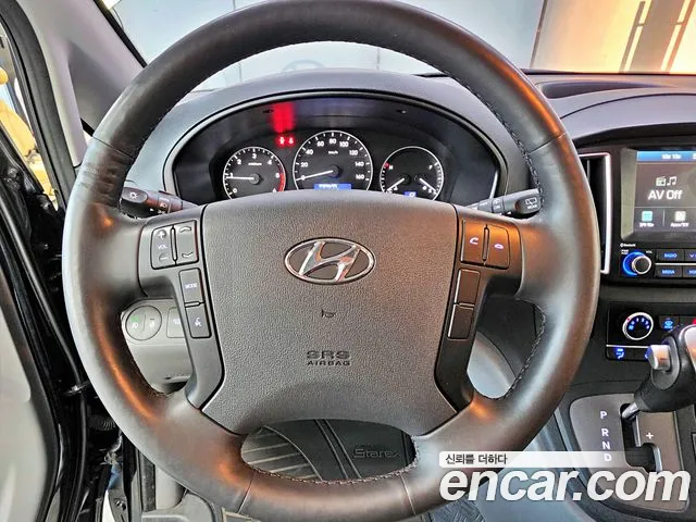 Hyundai Starex 2019 thumb 8