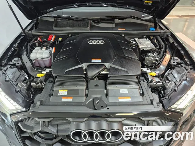 Audi Q7 2025 thumb 6