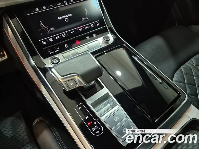 Audi Q7 2025 thumb 9