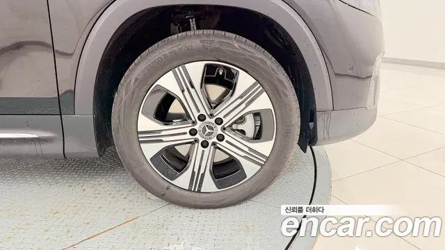 Mercedes-Benz EQB 2026 thumb 5