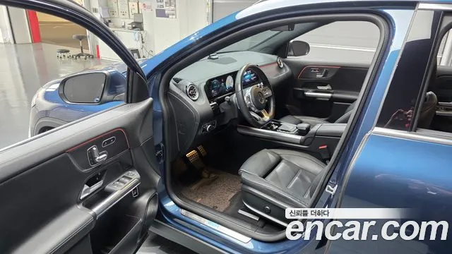 Mercedes-Benz EQA 2021 thumb 10