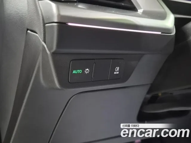 Audi Q4 e-tron 2022 thumb 8