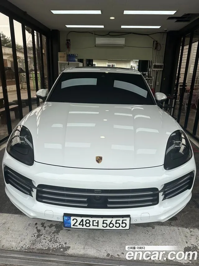 Porsche Cayenne 2020 thumb 3