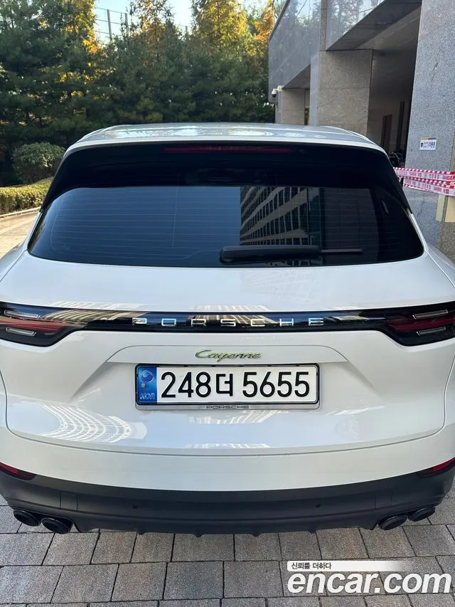 Porsche Cayenne 2020 thumb 4
