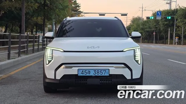 Kia EV3 2024 thumb 3