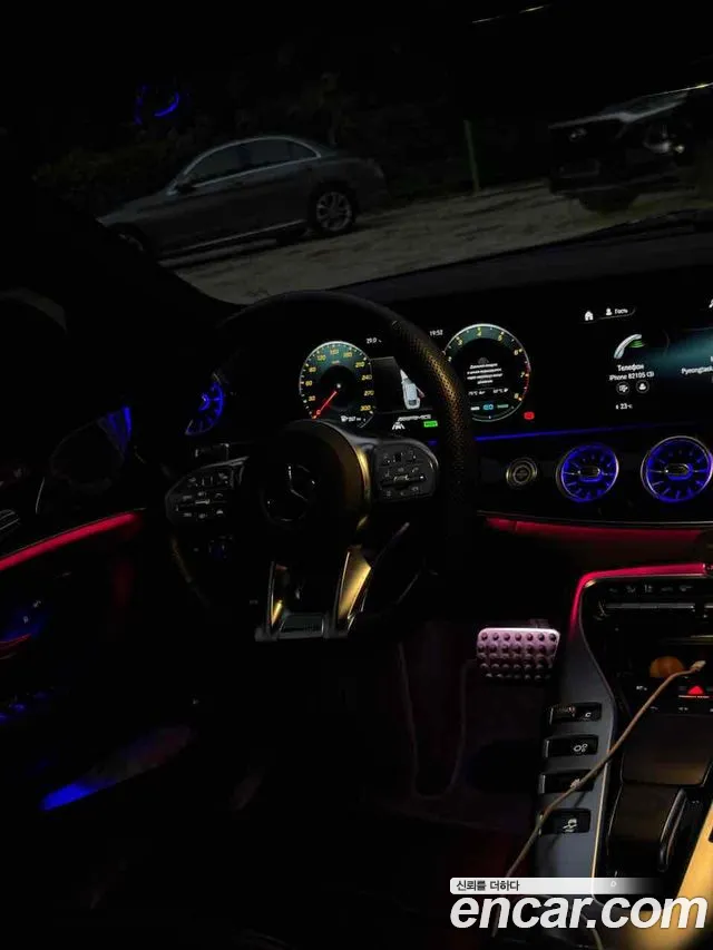 Mercedes-Benz AMG GT 2021 thumb 6