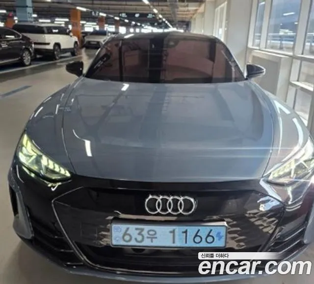 Audi e-tron GT 2022 thumb 5