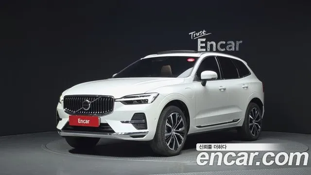 Volvo XC60 2023 thumb 11