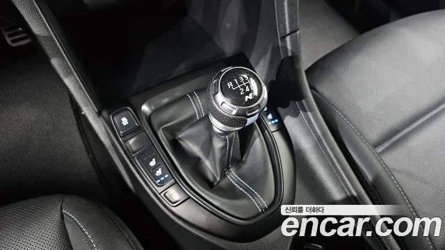Hyundai Veloster 2020 thumb 9
