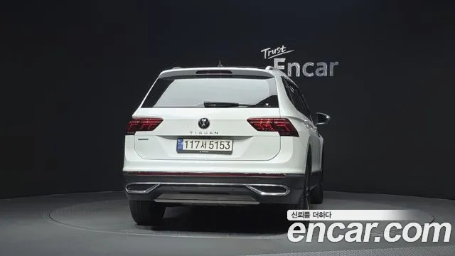 Volkswagen Tiguan 2022 thumb 4