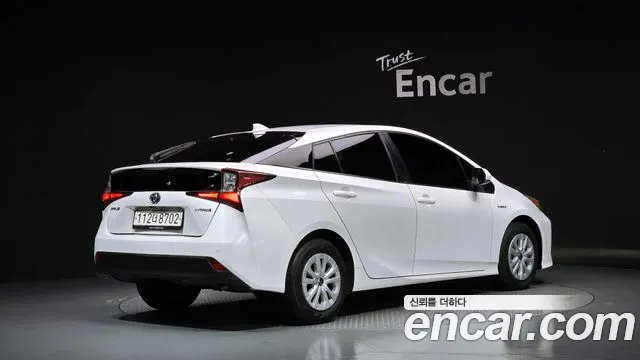 Toyota Prius 2019 thumb 2