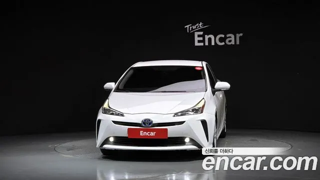 Toyota Prius 2019 thumb 3