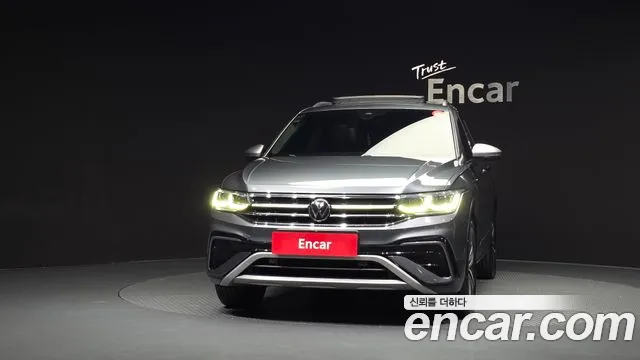 Volkswagen Tiguan 2023 thumb 3