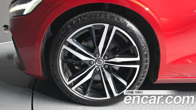 Volvo S60 2022 thumb 5