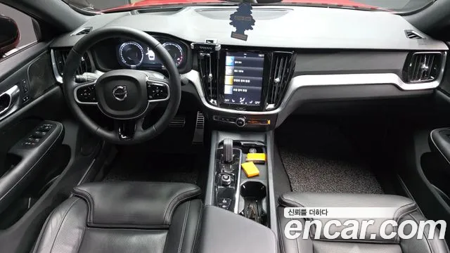 Volvo S60 2022 thumb 7
