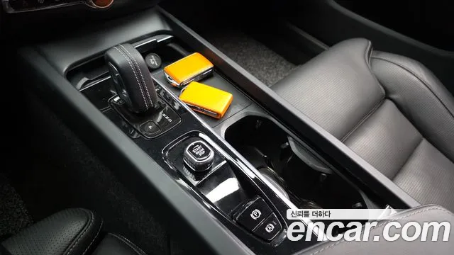 Volvo S60 2022 thumb 9