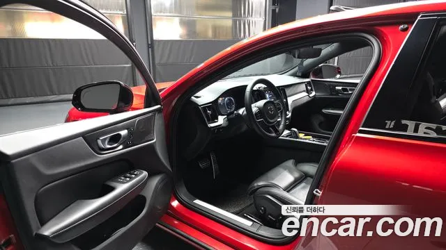 Volvo S60 2022 thumb 10