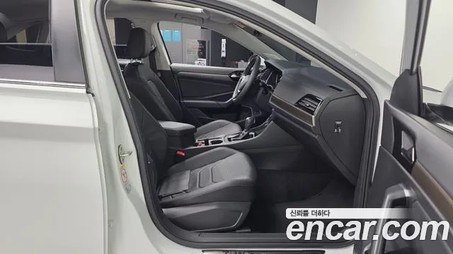 Volkswagen Jetta 2021 thumb 10