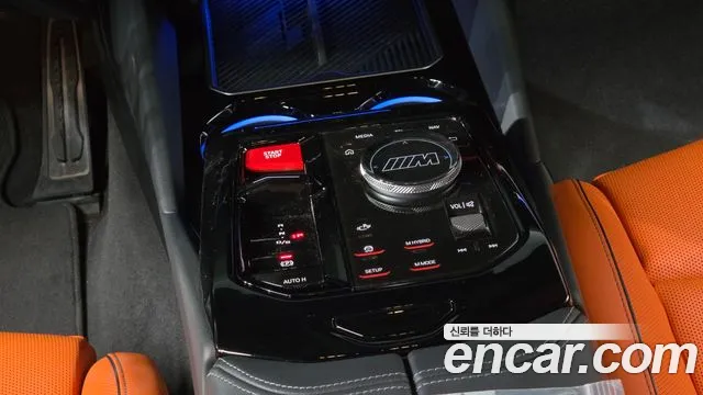 BMW M5 2025 thumb 8