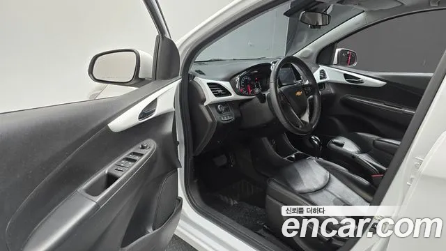 ChevroletGMDaewoo Spark 2016 thumb 10