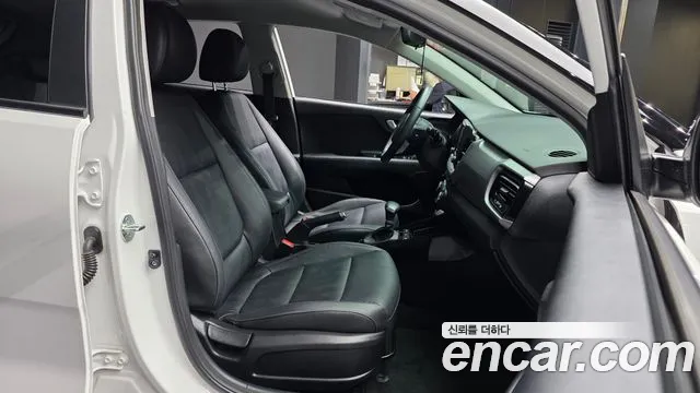 Kia Stonic 2019 thumb 10