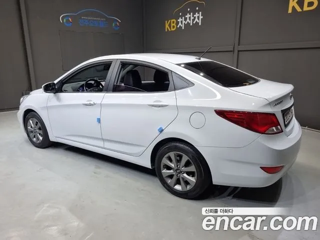 Hyundai Accent 2019 thumb 5