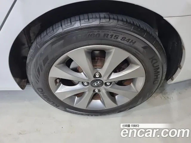 Hyundai Accent 2019 thumb 7