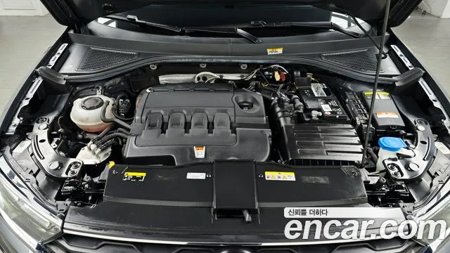 Volkswagen T-Roc 2021 thumb 5