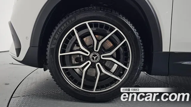 Mercedes-Benz EQB 2023 thumb 4