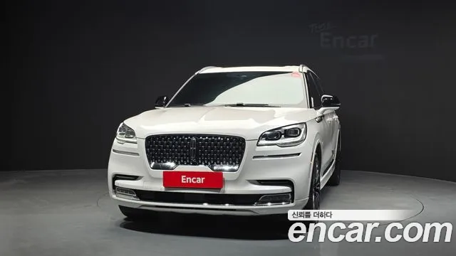 Lincoln Aviator 2023 thumb 3