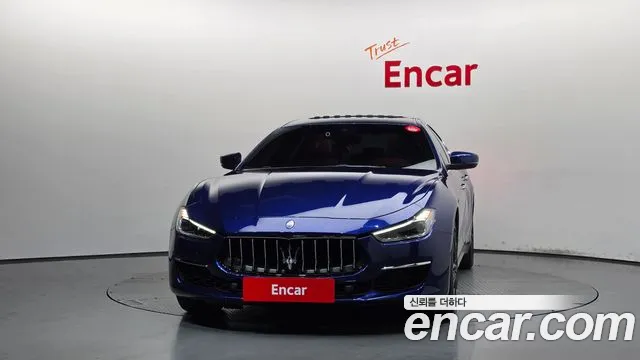 Maserati Ghibli 2021 thumb 3