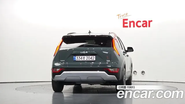 Kia Niro 2022 thumb 3