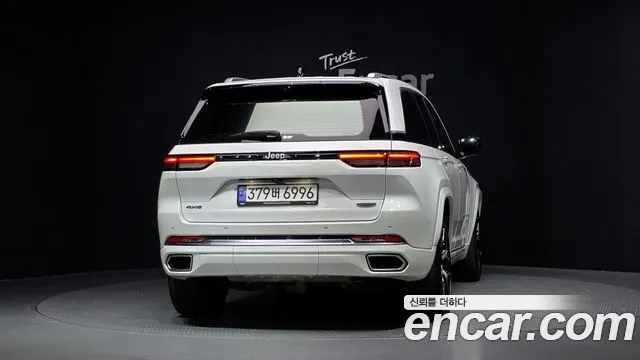 Jeep Cherokee 2023 thumb 4