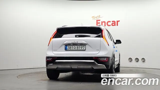 Kia Niro 2022 thumb 4
