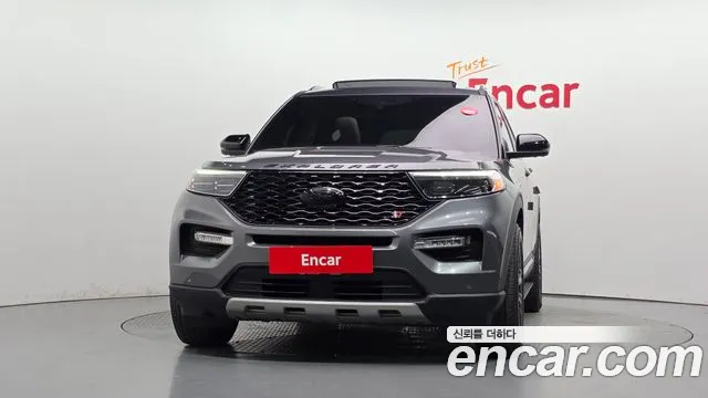 Ford Explorer 2021 thumb 3
