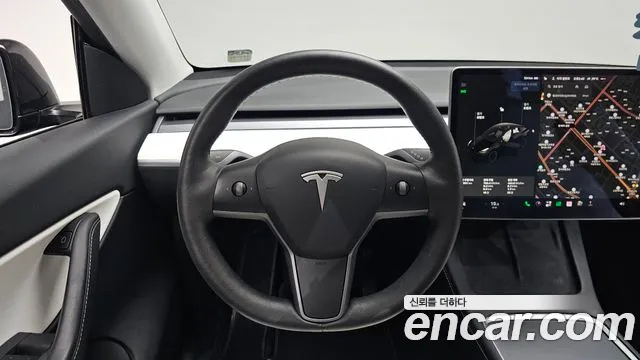 Tesla Model Y 2021 thumb 12