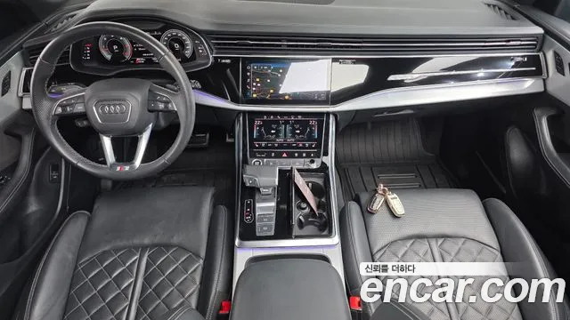 Audi Q8 2021 thumb 7