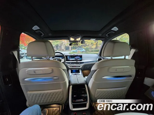 BMW X7 2023 thumb 11
