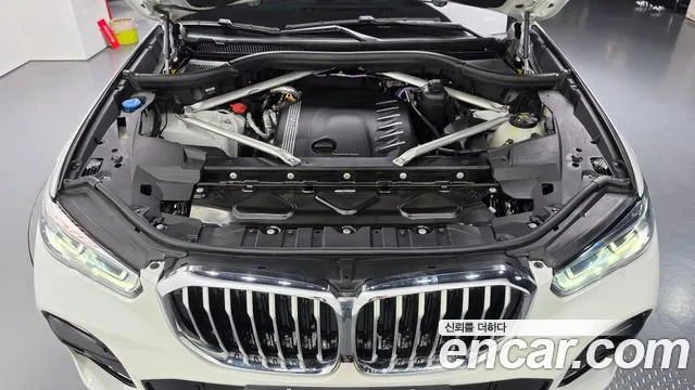 BMW X5 2021 thumb 6