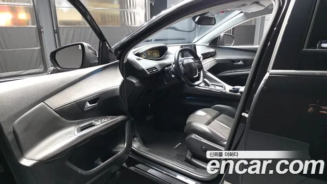 Peugeot 3008 2019 thumb 10
