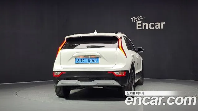Kia Niro 2022 thumb 4