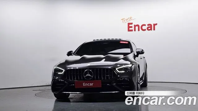 Mercedes-Benz AMG GT 2026 thumb 2