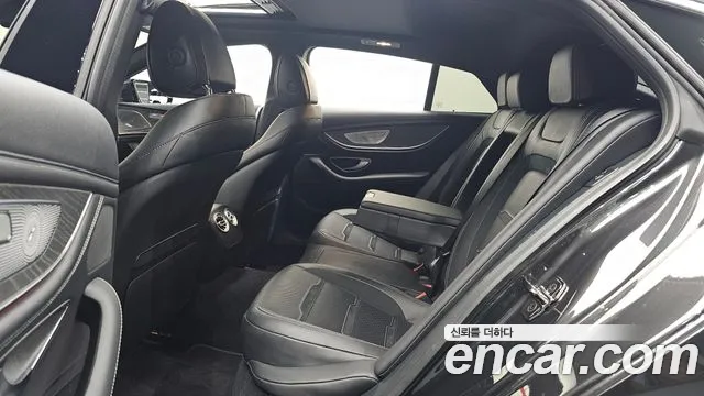 Mercedes-Benz AMG GT 2026 thumb 10